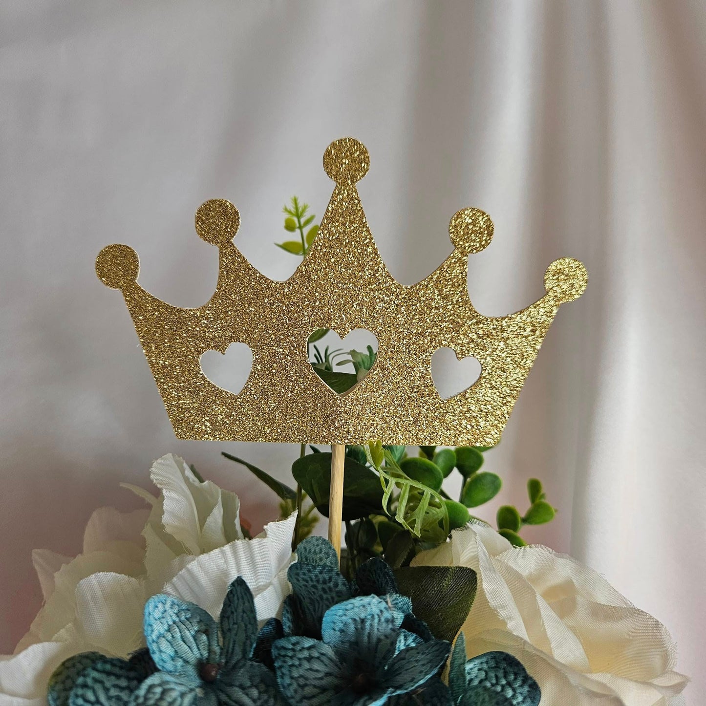 Set of 6 Crown with hearts centerpieces Toppers or use it as Cake Toppers with glittery cardstock for birthday Party Table Decorations Big 6 inch wide and handmade