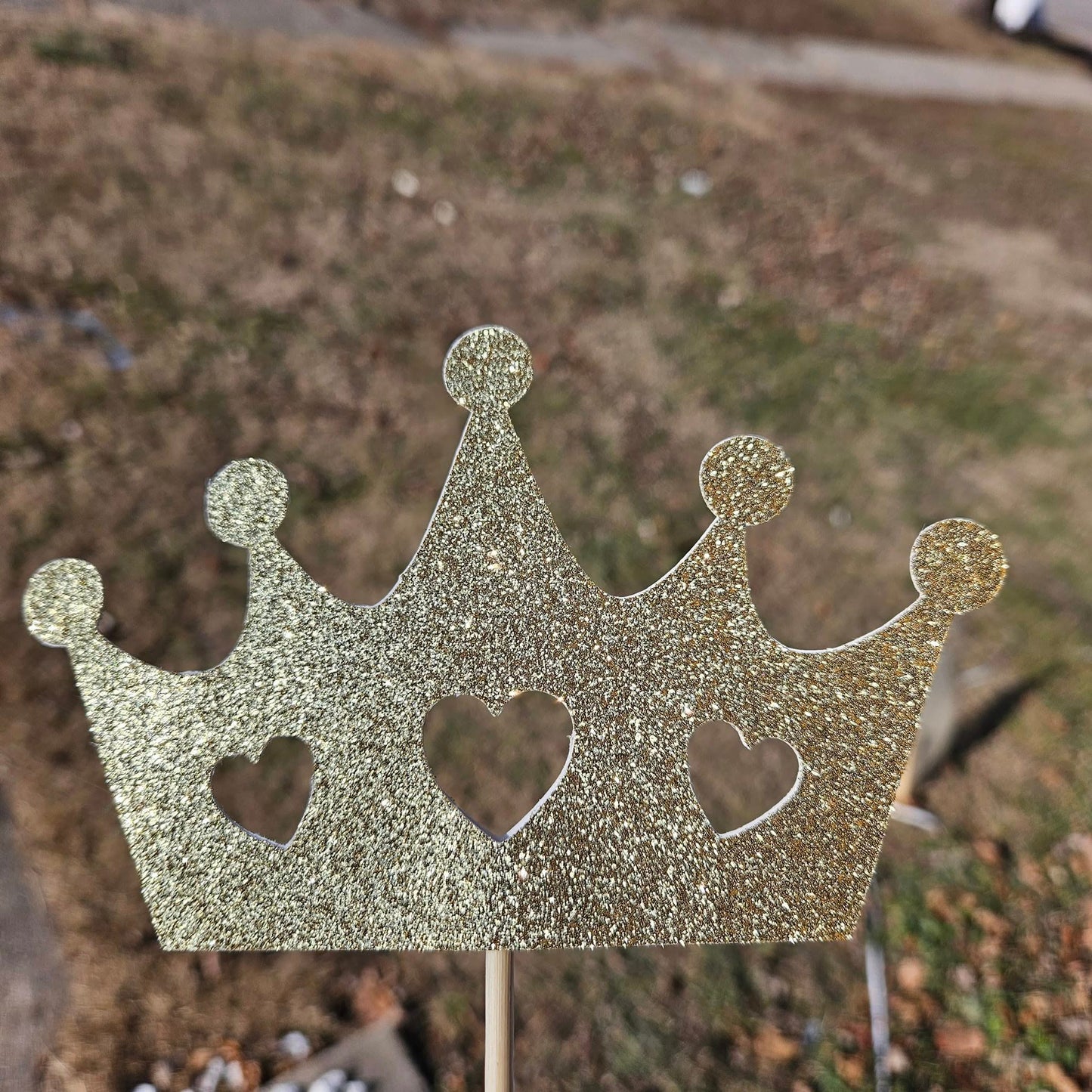 Set of 6 Crown with hearts centerpieces Toppers or use it as Cake Toppers with glittery cardstock for birthday Party Table Decorations Big 6 inch wide and handmade